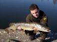 Tom met snoek 1 (foto Tom Dieleman 08) 1 2 1